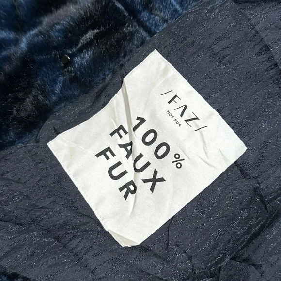 FAZ Not Fur Faux Fur Blue Swing Topper Cropped 3/4 Sleeve Jacket Womens 2 - Picture 9 of 12